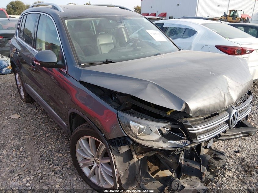 2016 VOLKSWAGEN TIGUAN SE | WVGAV7AX6GW553765 | UPCARS
