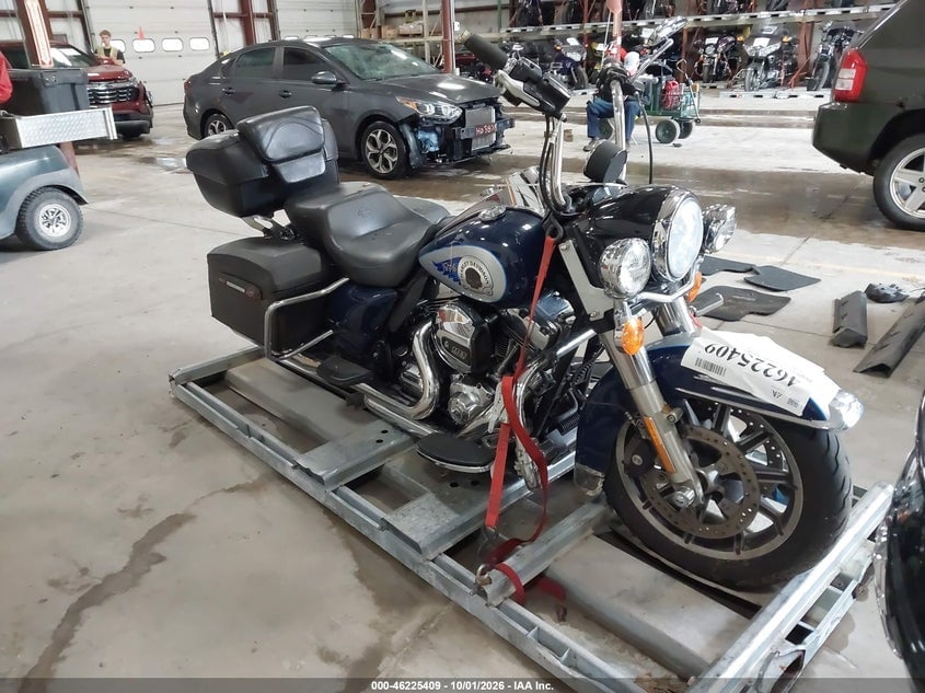 2014 HARLEY-DAVIDSON FLH POLICE ROAD KING | 1HD1FHM15EB674563 | UPCARS