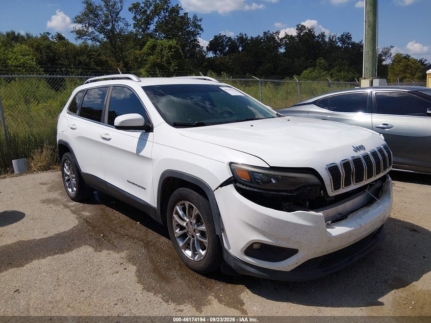 2019 JEEP CHEROKEE LATITUDE PLUS FWD | 1C4PJLLB0KD132570 | UPCARS