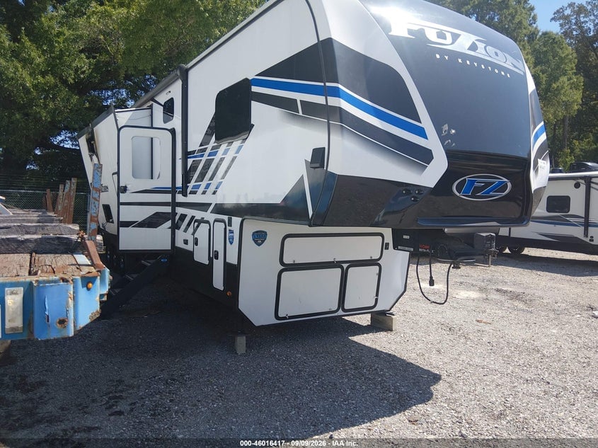 2023 KEYSTONE OTHER | 4YDFFZV3XPF810322 | UPCARS