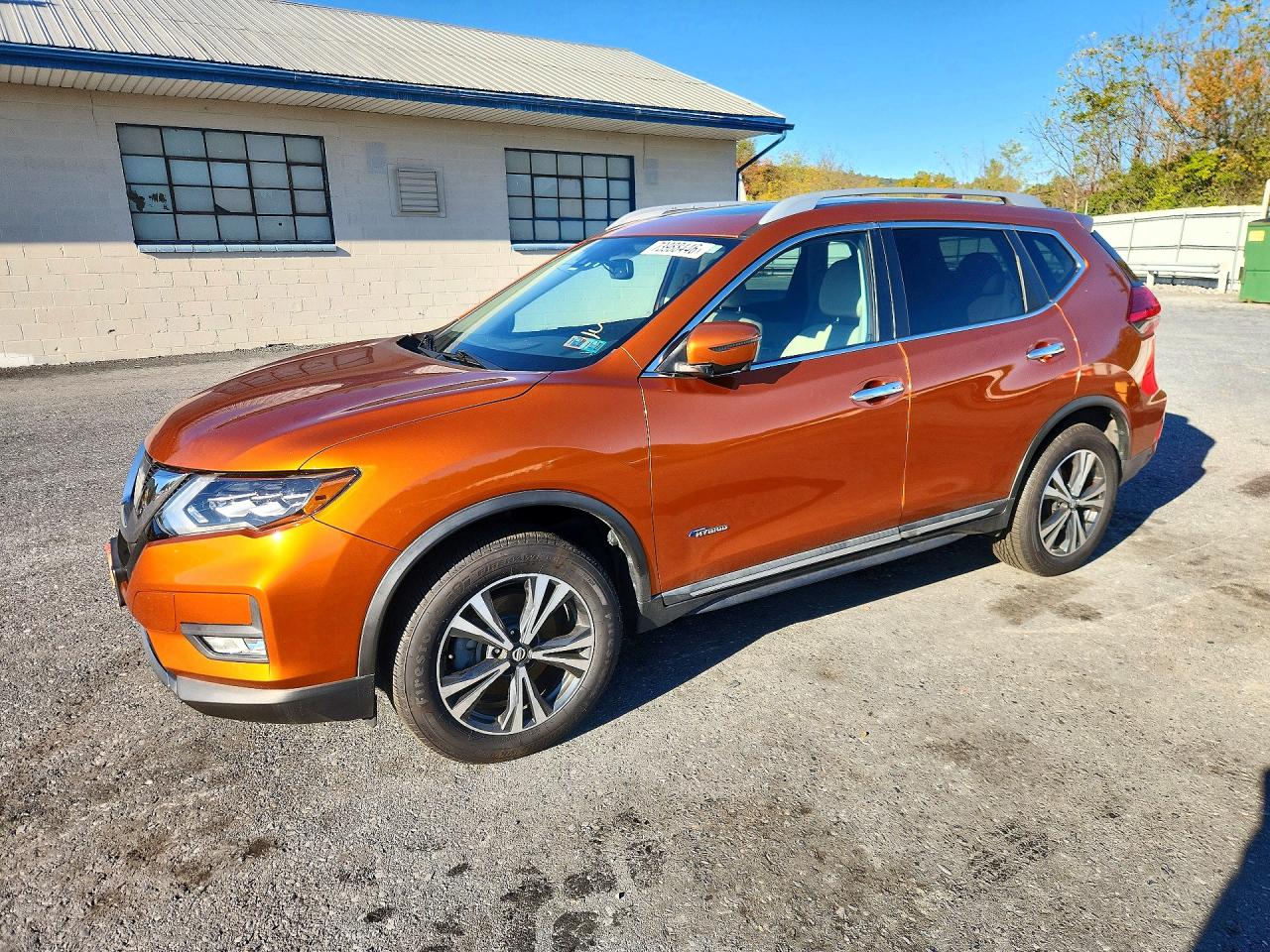 2017 NISSAN ROGUE SL | 5N1ET2MV5HC811877 | UPCARS