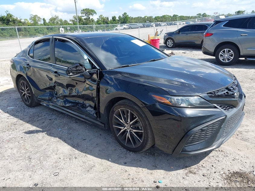 2024 TOYOTA CAMRY SE | 4T1G11AK9RU210986 | UPCARS