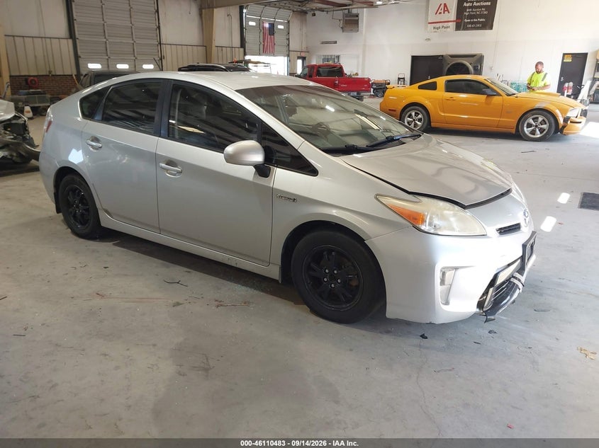 2014 TOYOTA PRIUS THREE | JTDKN3DU5E1765439 | UPCARS
