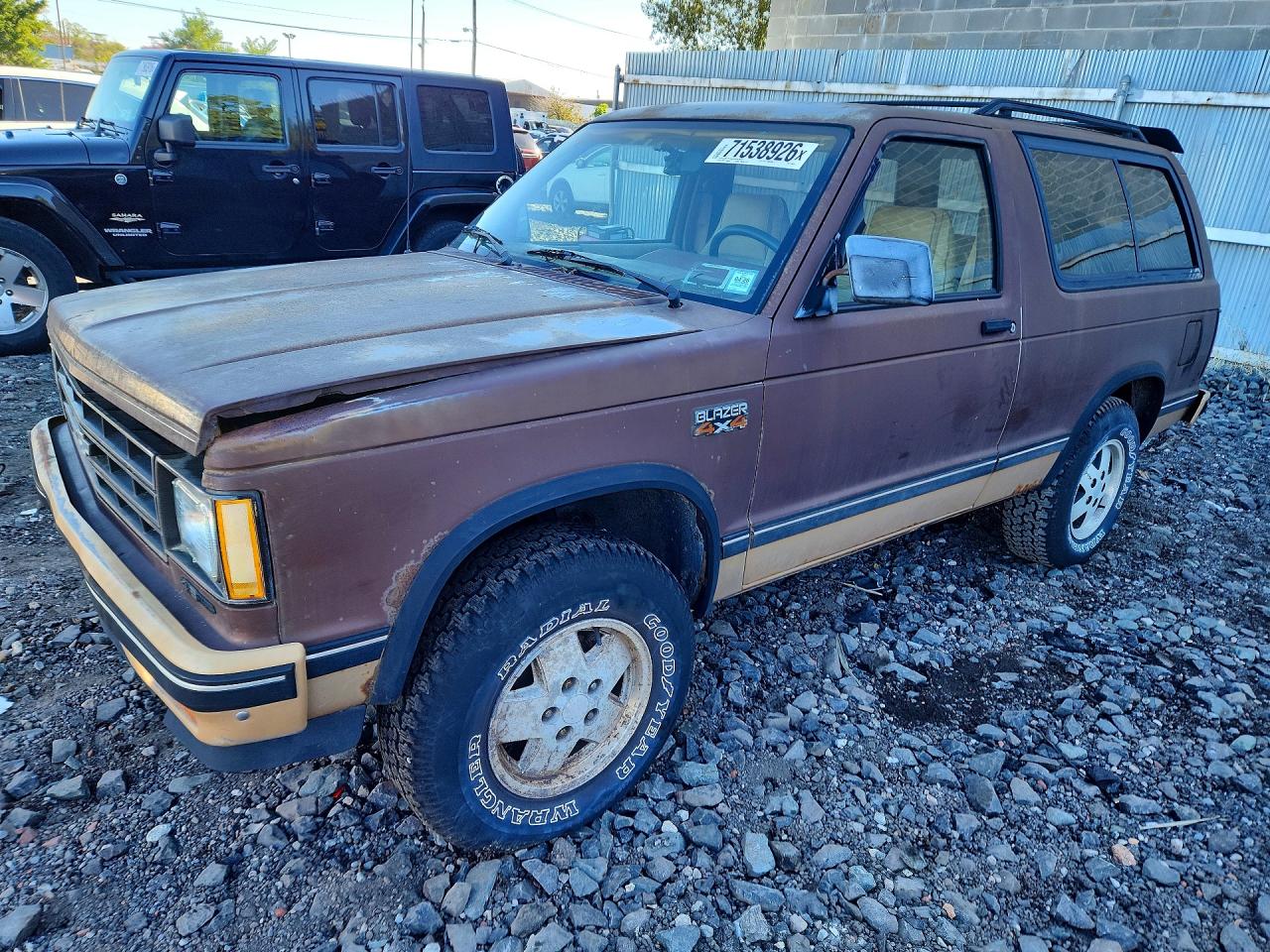 1988 CHEVROLET BLAZER S10 | 1GNCT18Z9J0159654 | UPCARS