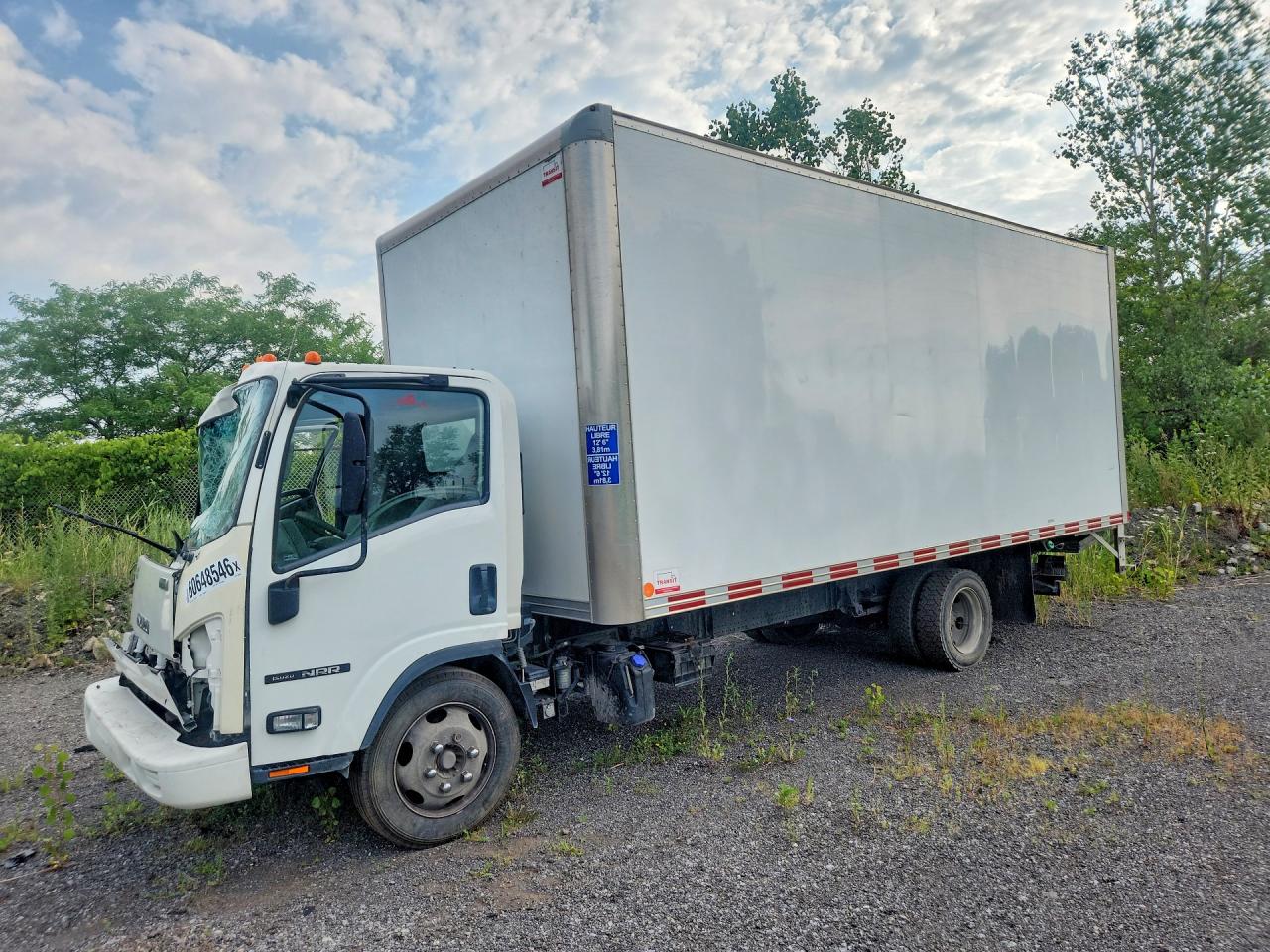 2022 ISUZU NPR BOX TRUCK | JALE5W167N7302086 | UPCARS