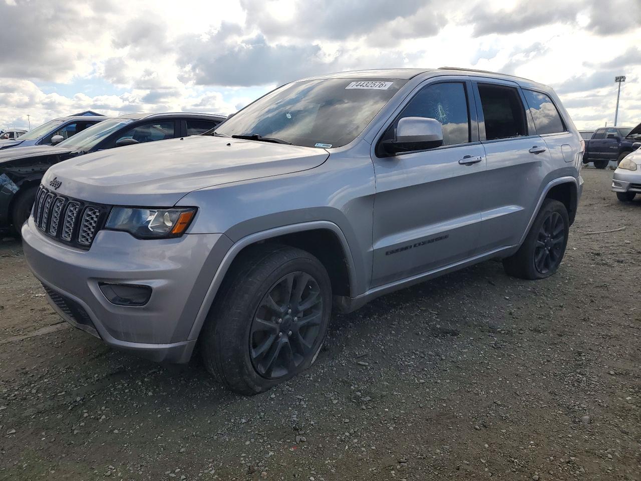 2018 JEEP GRAND CHER LAREDO | 1C4RJFAG1JC467530 | UPCARS