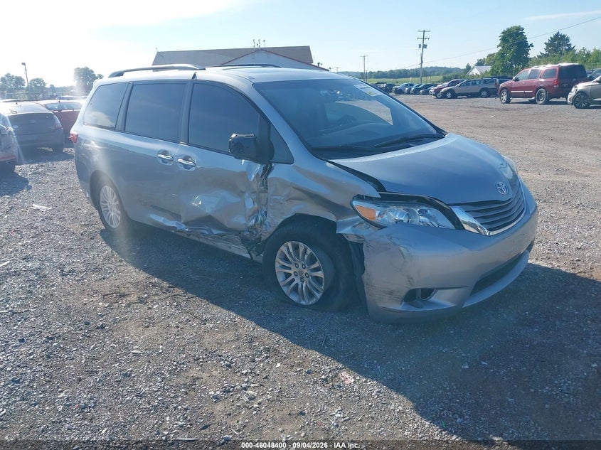 2015 TOYOTA SIENNA XLE PREMIUM 8 PASSENGER | 5TDYK3DC3FS649266 | UPCARS