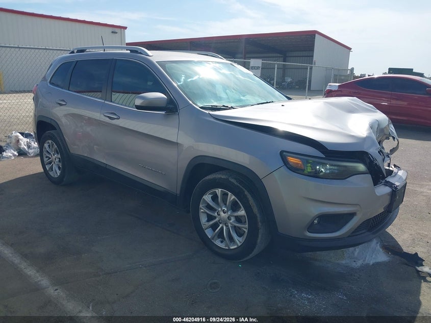 2019 JEEP CHEROKEE LATITUDE FWD | 1C4PJLCB6KD261946 | UPCARS