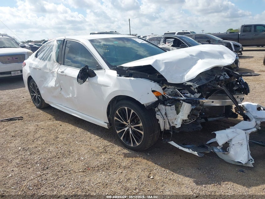2018 TOYOTA CAMRY SE | 4T1B11HK4JU135358 | UPCARS