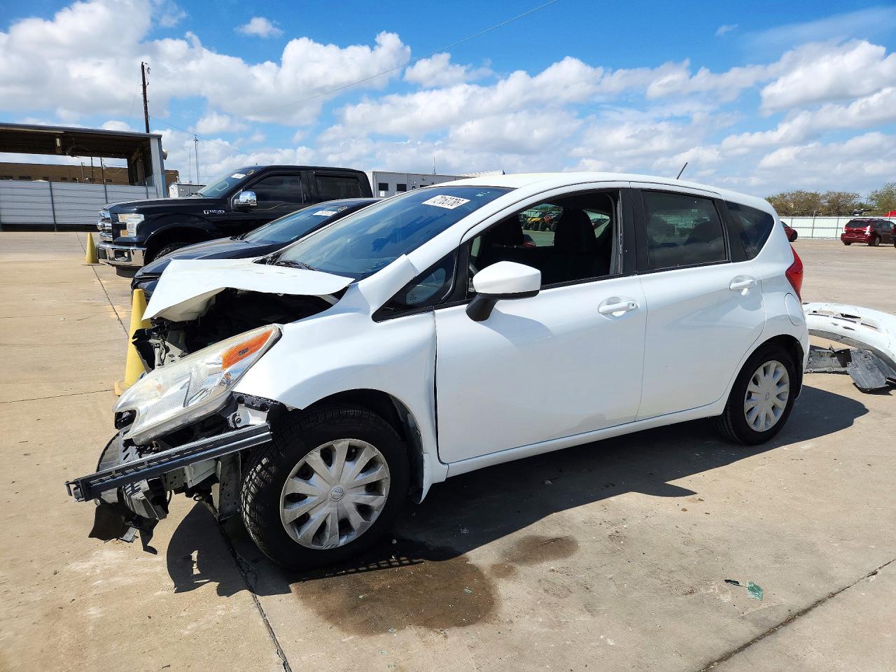 2015 NISSAN VERSA SV | 3N1CE2CP4FL400435 | UPCARS