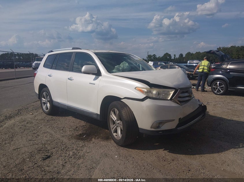 2013 TOYOTA HIGHLANDER LIMITED V6 | 5TDDK3EH3DS273108 | UPCARS