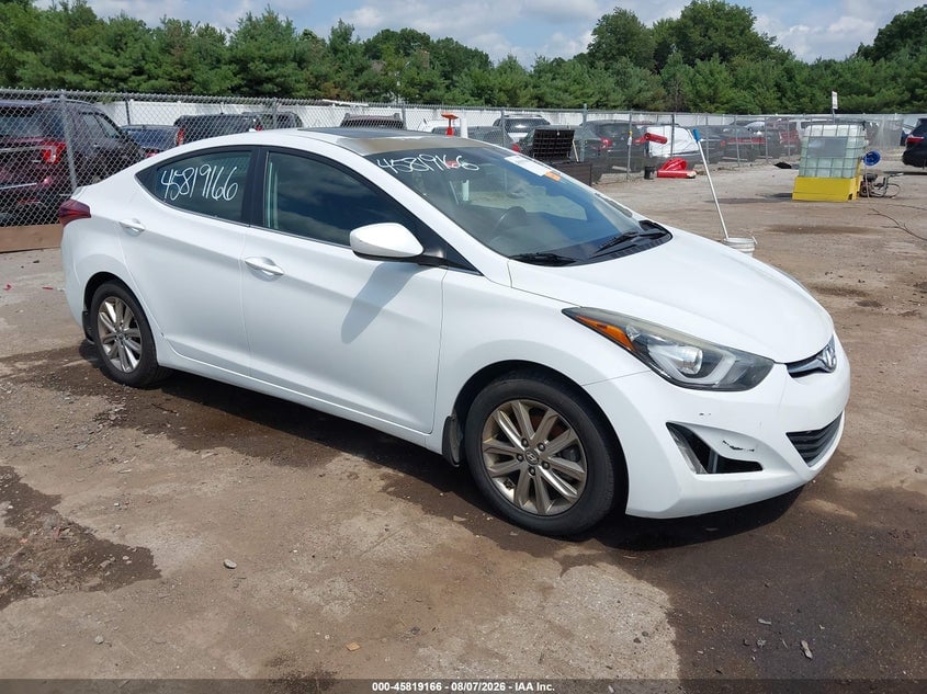 2015 HYUNDAI ELANTRA SE | 5NPDH4AE7FH576739 | UPCARS