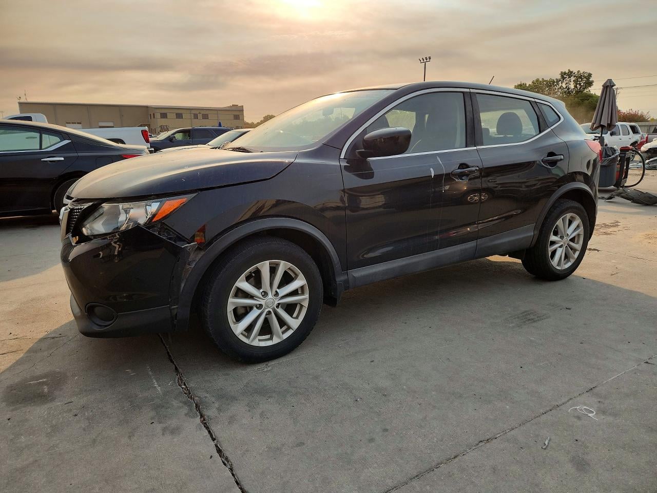 2017 NISSAN ROGUE S | JN1BJ1CP0HW028381 | UPCARS