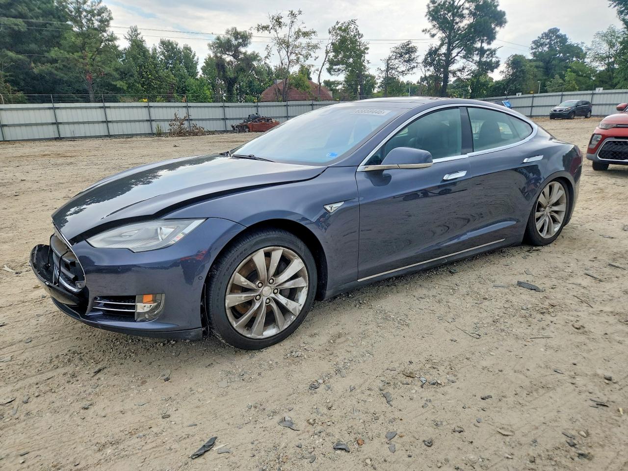 2015 TESLA MODEL S 85D | 5YJSA1H29FFP74601 | UPCARS