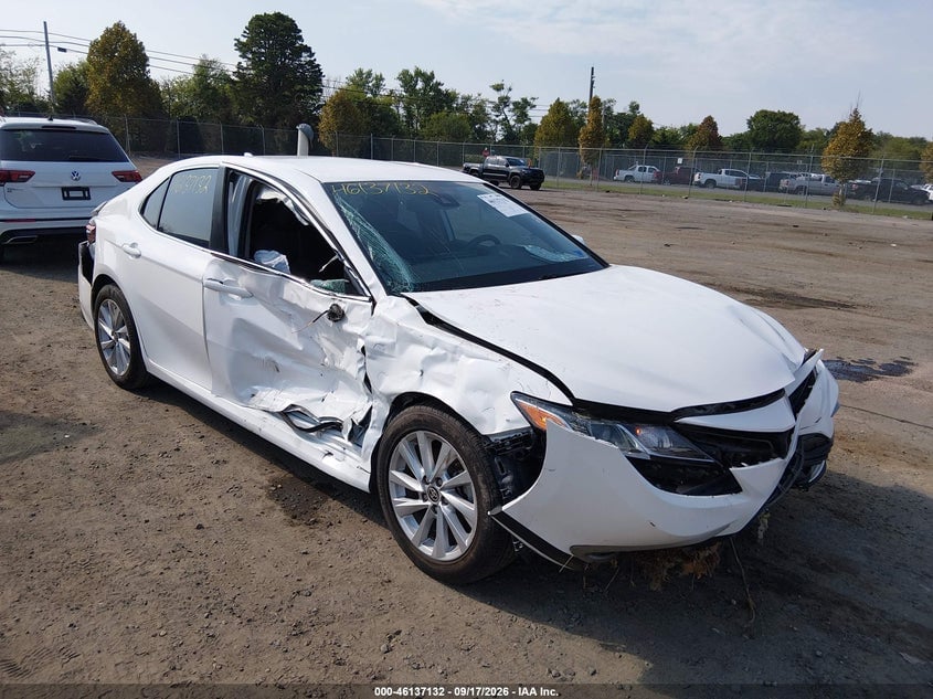 2021 TOYOTA CAMRY LE | 4T1C11AK7MU408392 | UPCARS