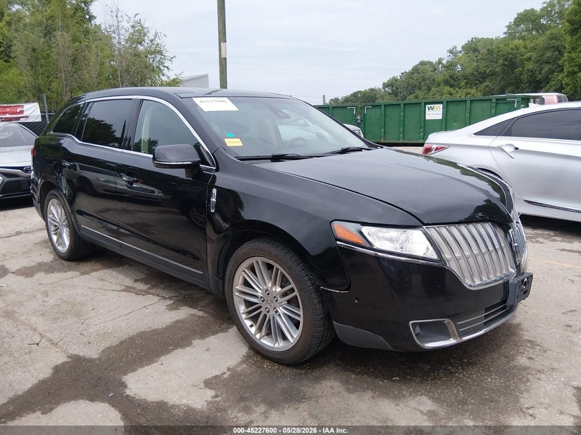 2019 LINCOLN MKT RESERVE | 2LMHJ5AT6KBL00214 | UPCARS