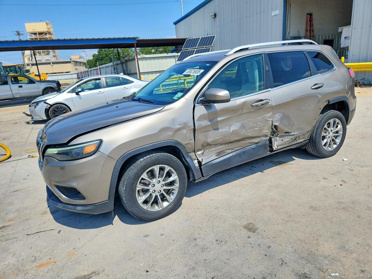 2021 JEEP CHEROKEE LATITUDE PLUS | 1C4PJLLB7MD200303 | UPCARS