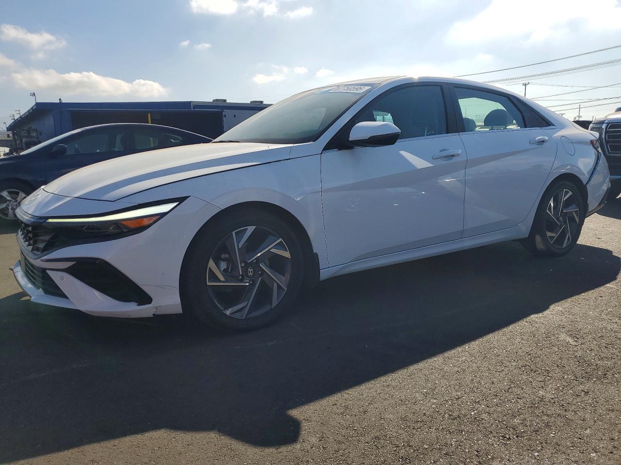 2024 HYUNDAI ELANTRA LIMITED | KMHLN4DJ0RU112663 | UPCARS