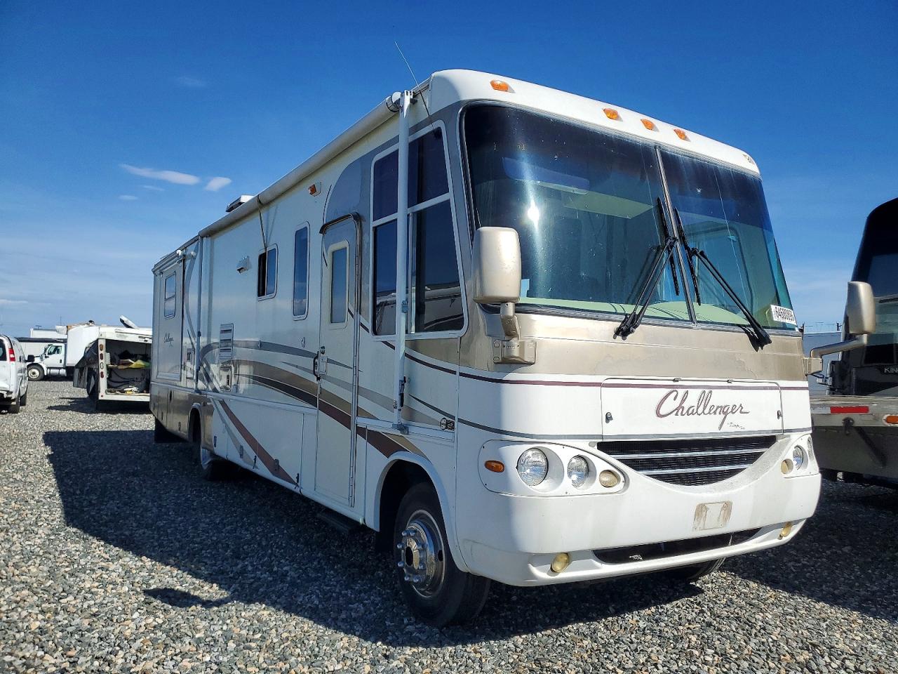 2002 DAMON ALL OTHE RV | 5B4MP67G923342069 | UPCARS