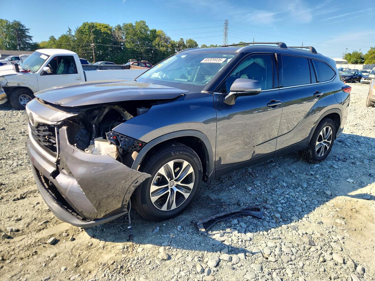 2022 TOYOTA HIGHLANDER XLE | 5TDGZRAH6NS545041 | UPCARS