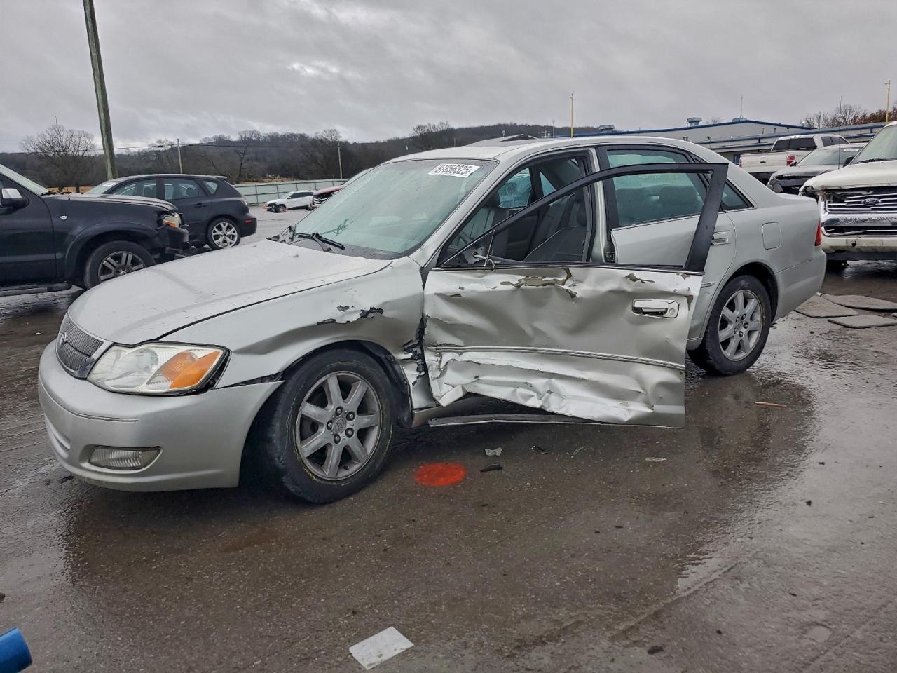 2001 TOYOTA AVALON XL | 4T1BF28B01U117575 | UPCARS