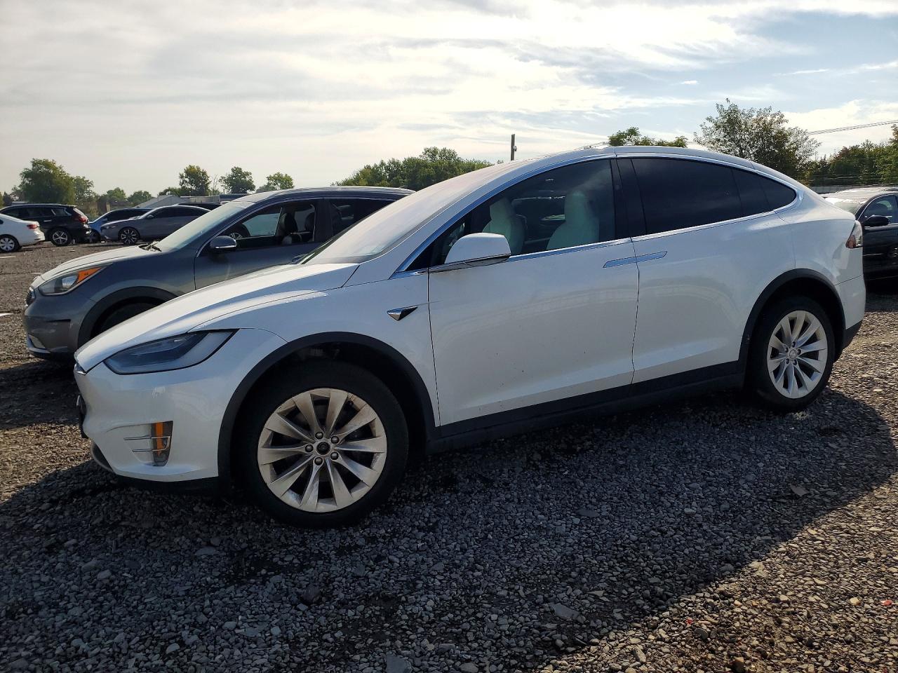 2021 TESLA MODEL X | 5YJXCAE28MF319644 | UPCARS
