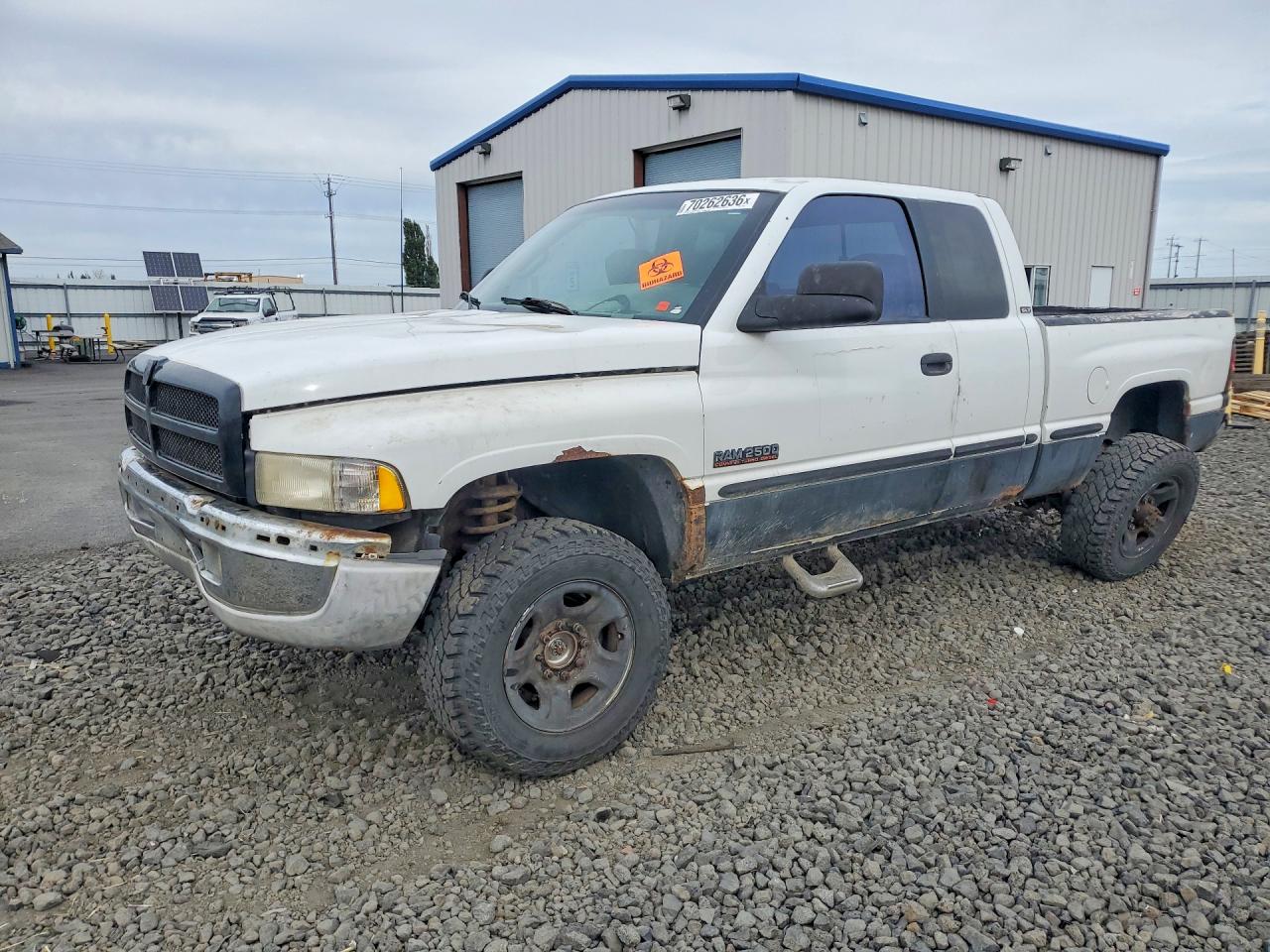 1998 DODGE RAM 2500 | 1B7KF23D6WJ142308 | UPCARS