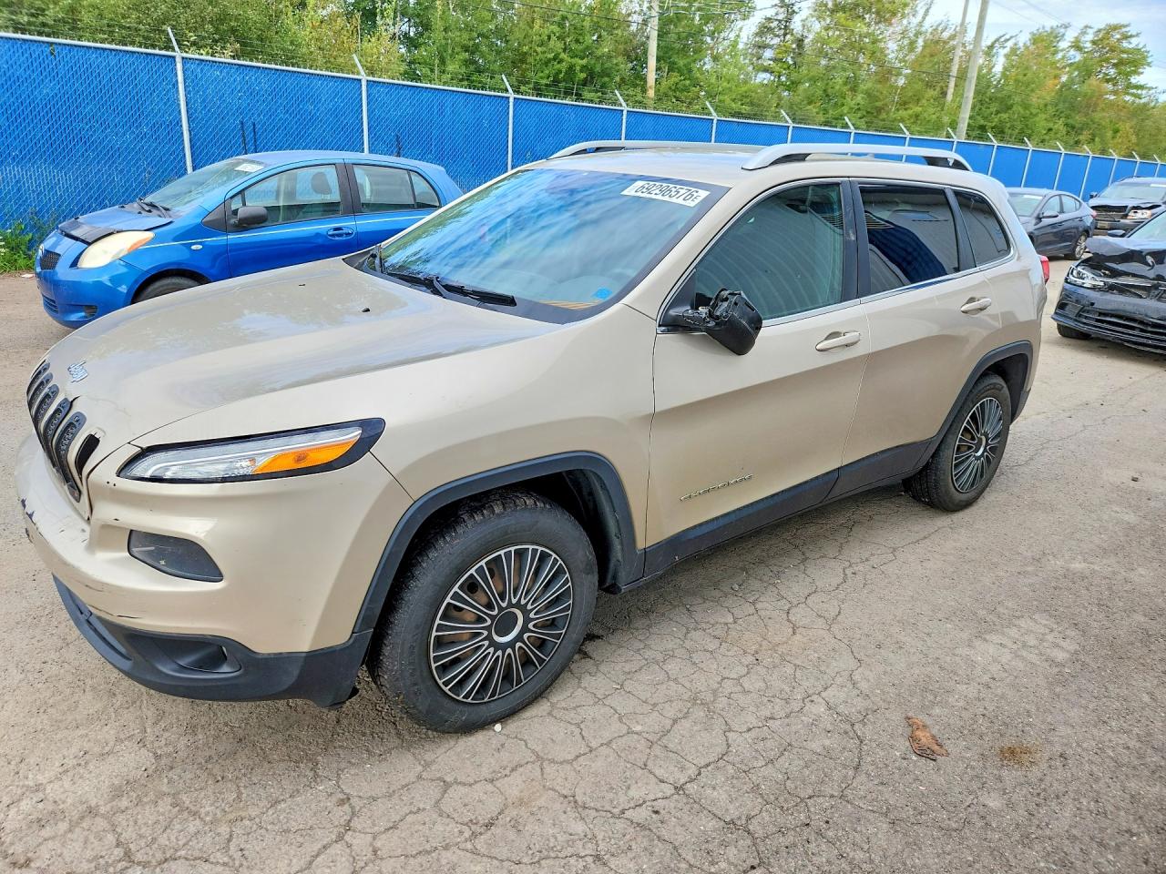 2015 JEEP CHEROKEE | 1C4PJMCB9FW563862 | UPCARS