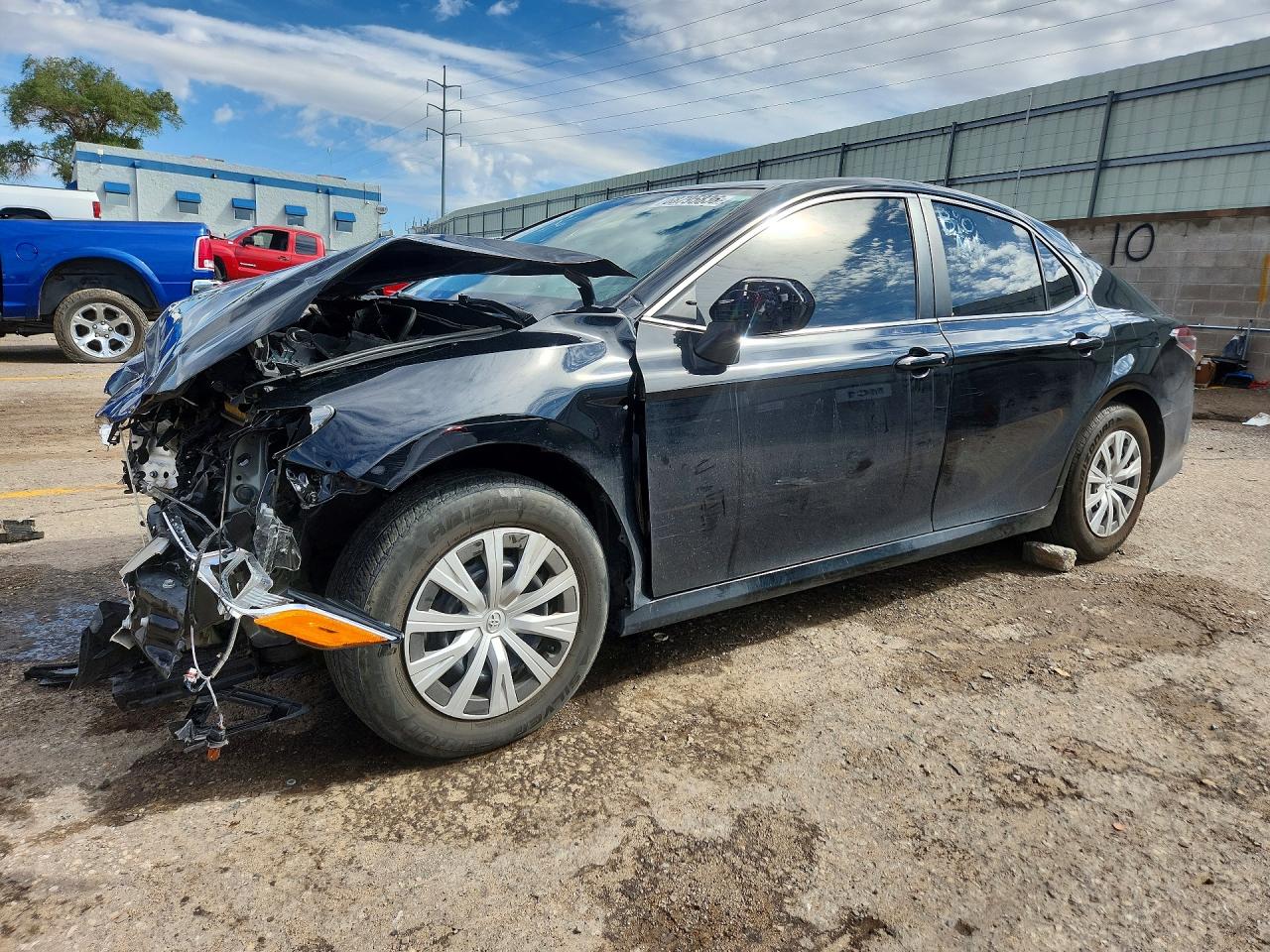 2024 TOYOTA CAMRY LE | 4T1C31AK2RU628122 | UPCARS