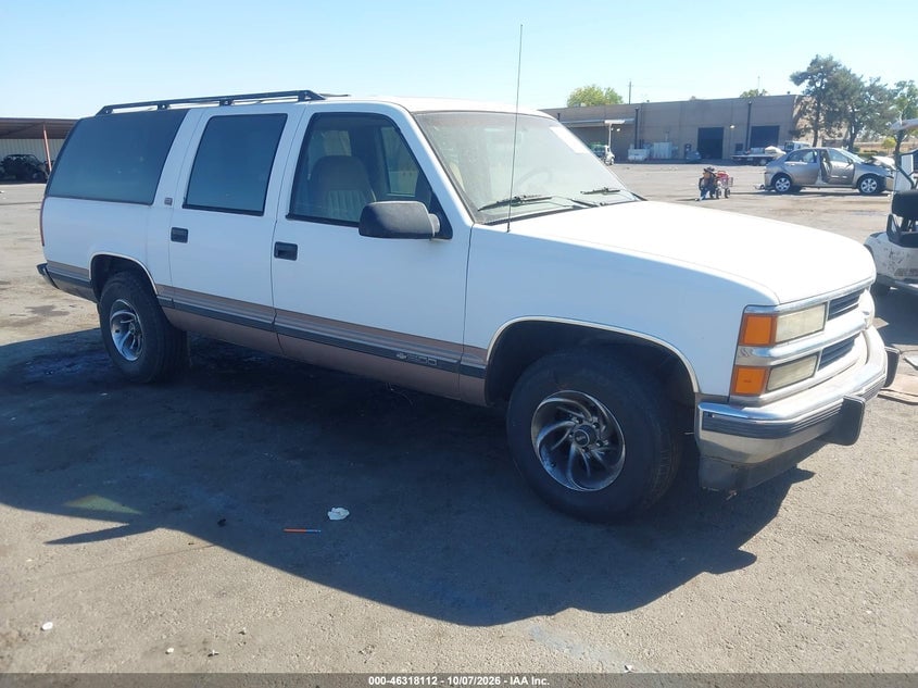 1994 CHEVROLET SUBURBAN C1500 | 1GNEC16K2RJ348585 | UPCARS