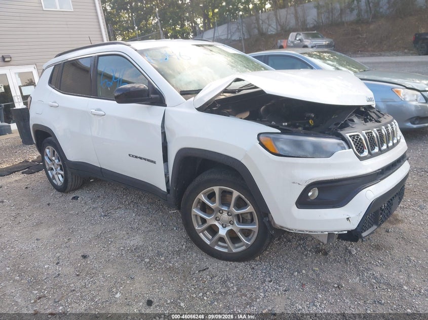 2024 JEEP COMPASS LATITUDE LUX FWD | 3C4NJDFN0RT582968 | UPCARS