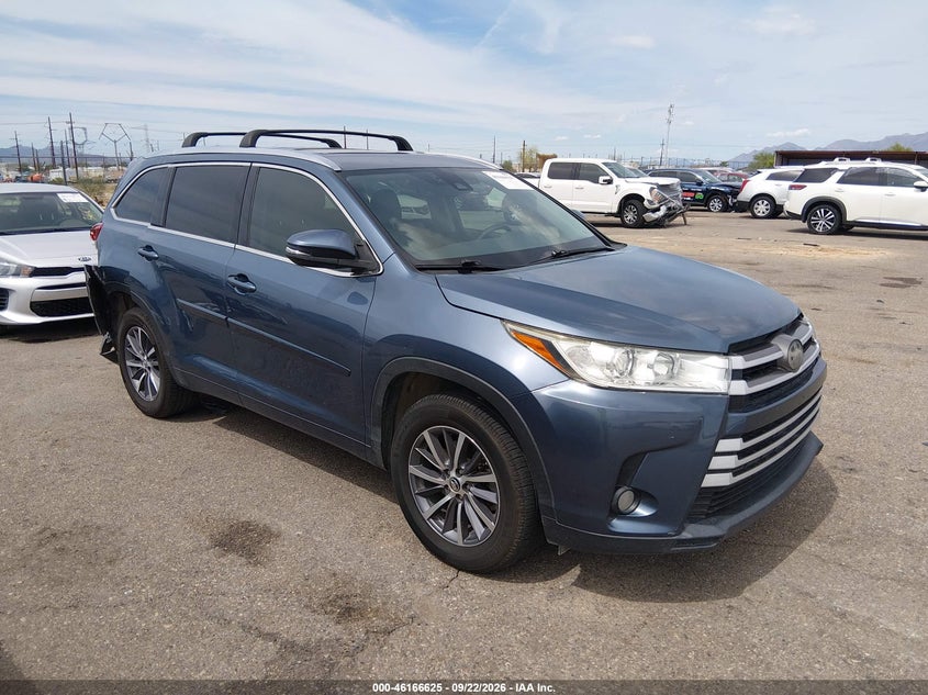 2017 TOYOTA HIGHLANDER XLE | 5TDKZRFH1HS525495 | UPCARS