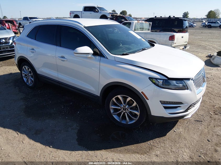 2019 LINCOLN MKC SELECT | 5LMCJ2C9XKUL07955 | UPCARS