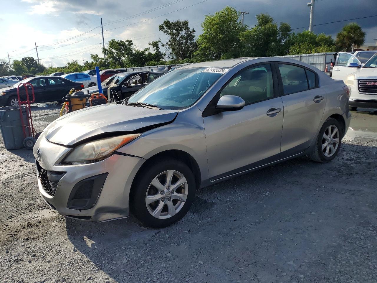 2011 MAZDA 3 I | JM1BL1VG9B1392551 | UPCARS
