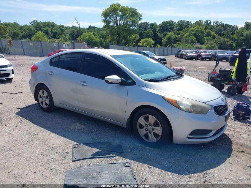 2015 KIA FORTE LX | KNAFK4A64F5377146 | UPCARS