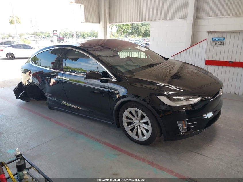2020 TESLA MODEL X LONG RANGE DUAL MOTOR ALL-WHEEL DRIVE/LONG RANGE PLUS DUAL MOTOR ALL-WHEEL DRIVE | 5YJXCBE27LF260753 | UPCARS