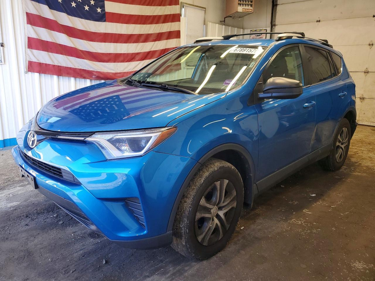 2016 TOYOTA RAV4 LE | JTMBFREV0GJ099634 | UPCARS