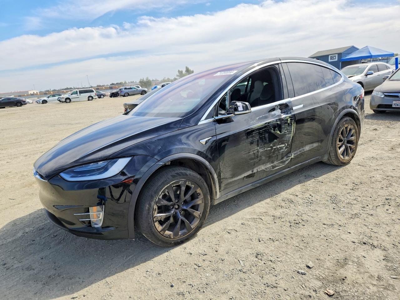 2018 TESLA MODEL X | 5YJXCAE26JF124489 | UPCARS