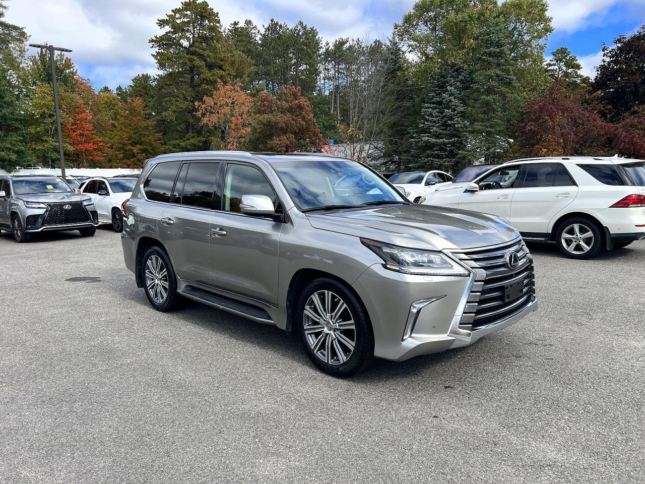 2016 LEXUS LX 570 | JTJHY7AX3G4217039 | UPCARS