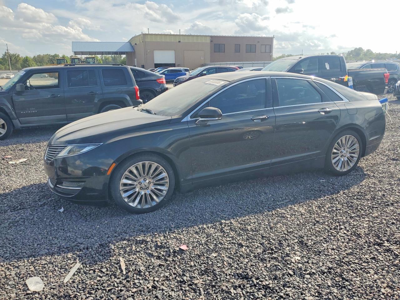 2015 LINCOLN MKZ | 3LN6L2JK8FR625571 | UPCARS