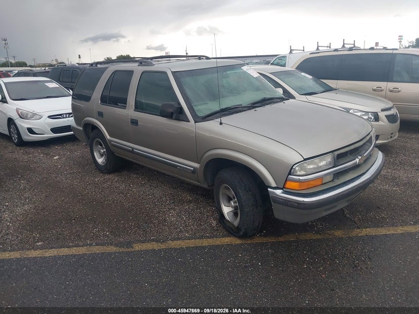 2000 CHEVROLET BLAZER LS | 1GNCS13W4Y2187005 | UPCARS