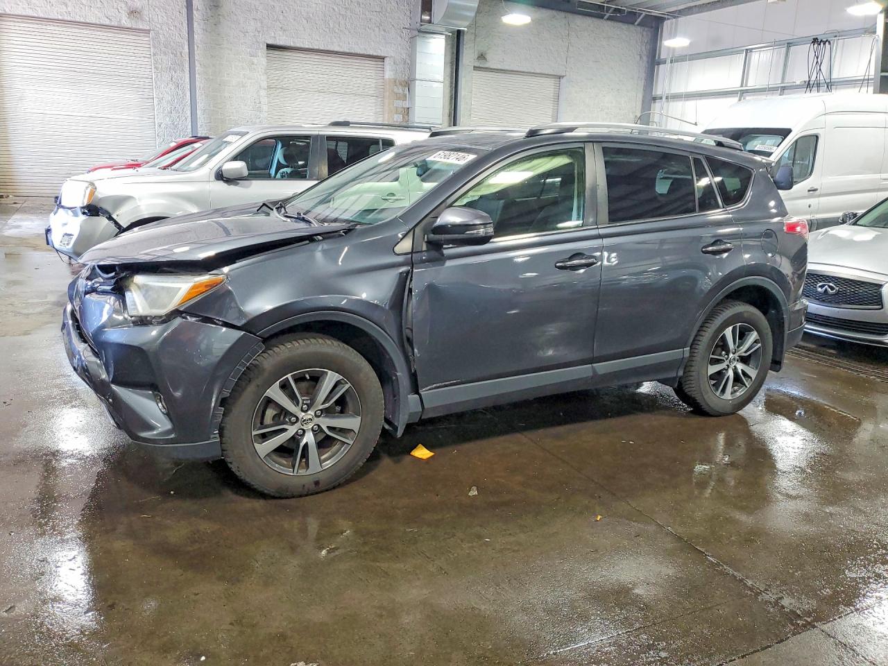 2018 TOYOTA RAV4 XLE | JTMRFREV5JD254375 | UPCARS