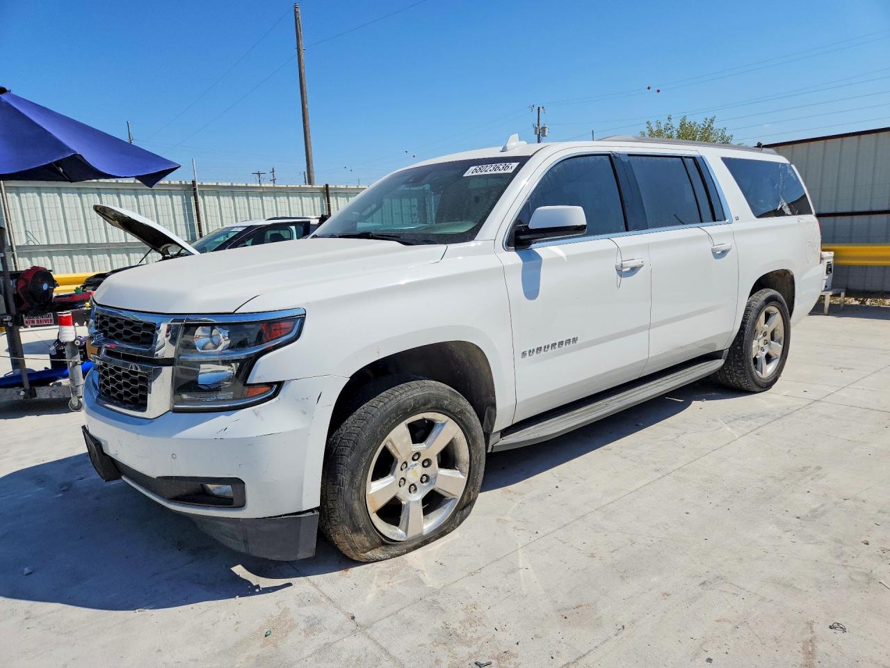 2016 CHEVROLET SUBURBAN K1500 LT | 1GNSKHKC5GR110015 | UPCARS