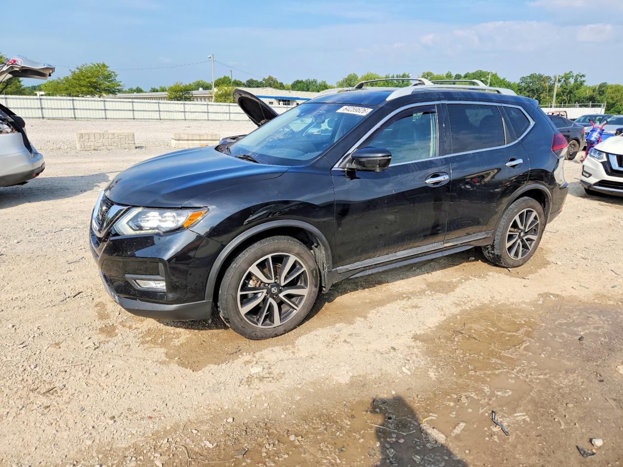 2019 NISSAN ROGUE SL | 5N1AT2MV8KC827786 | UPCARS