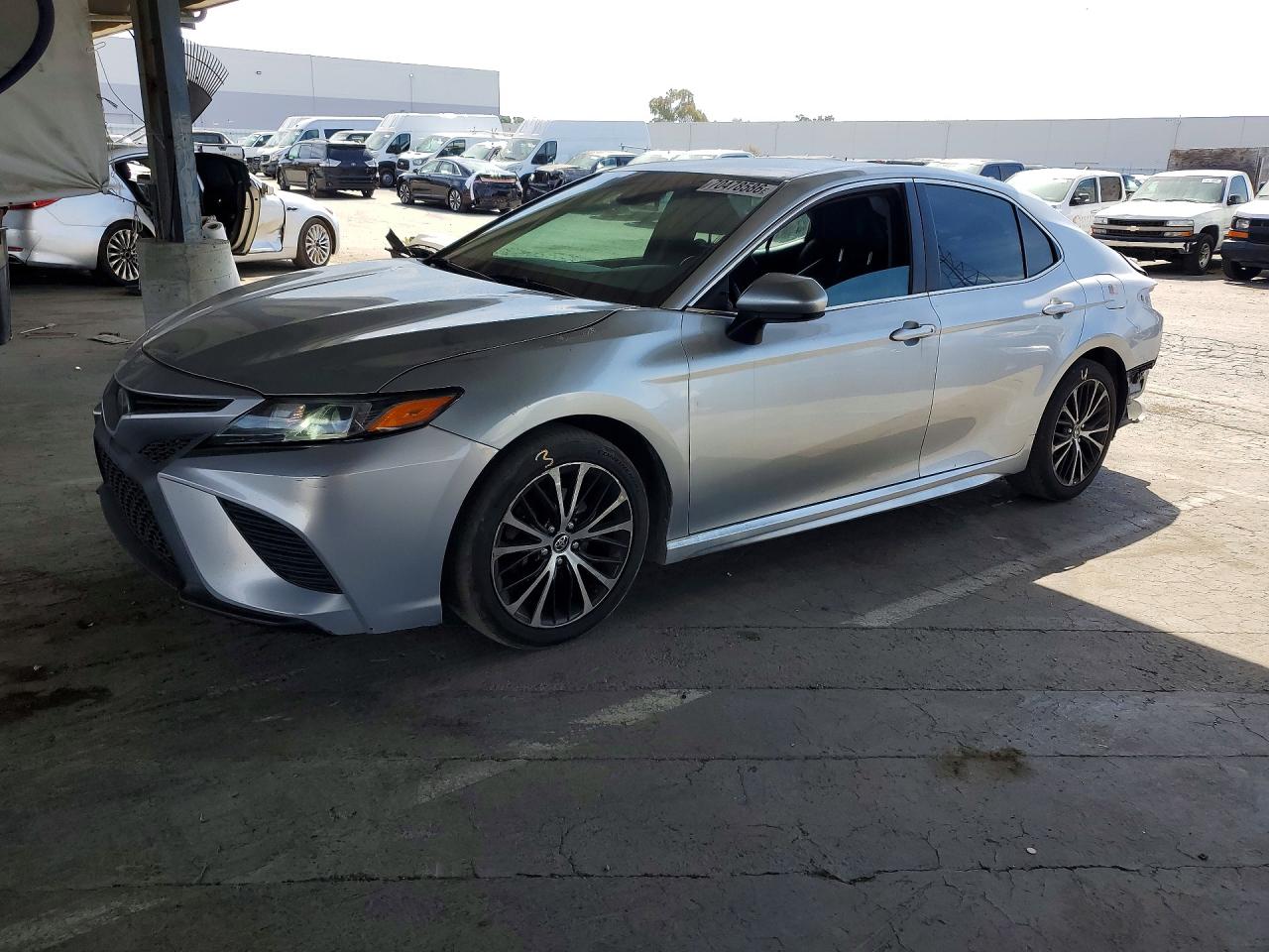 2018 TOYOTA CAMRY SE | 4T1B11HKXJU594376 | UPCARS