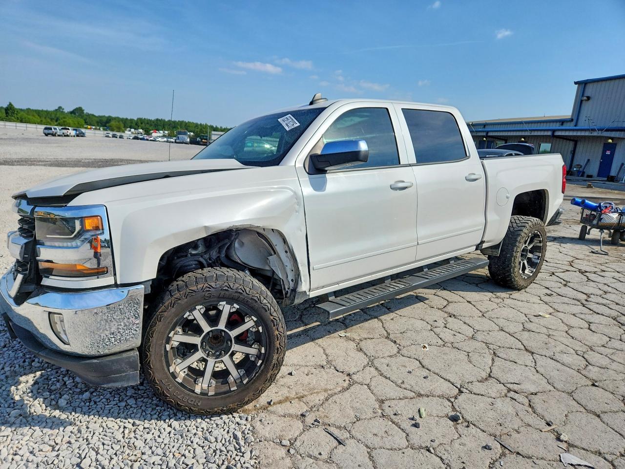 2017 CHEVROLET SILVERADO C1500 LT | 3GCPCREC0HG137072 | UPCARS