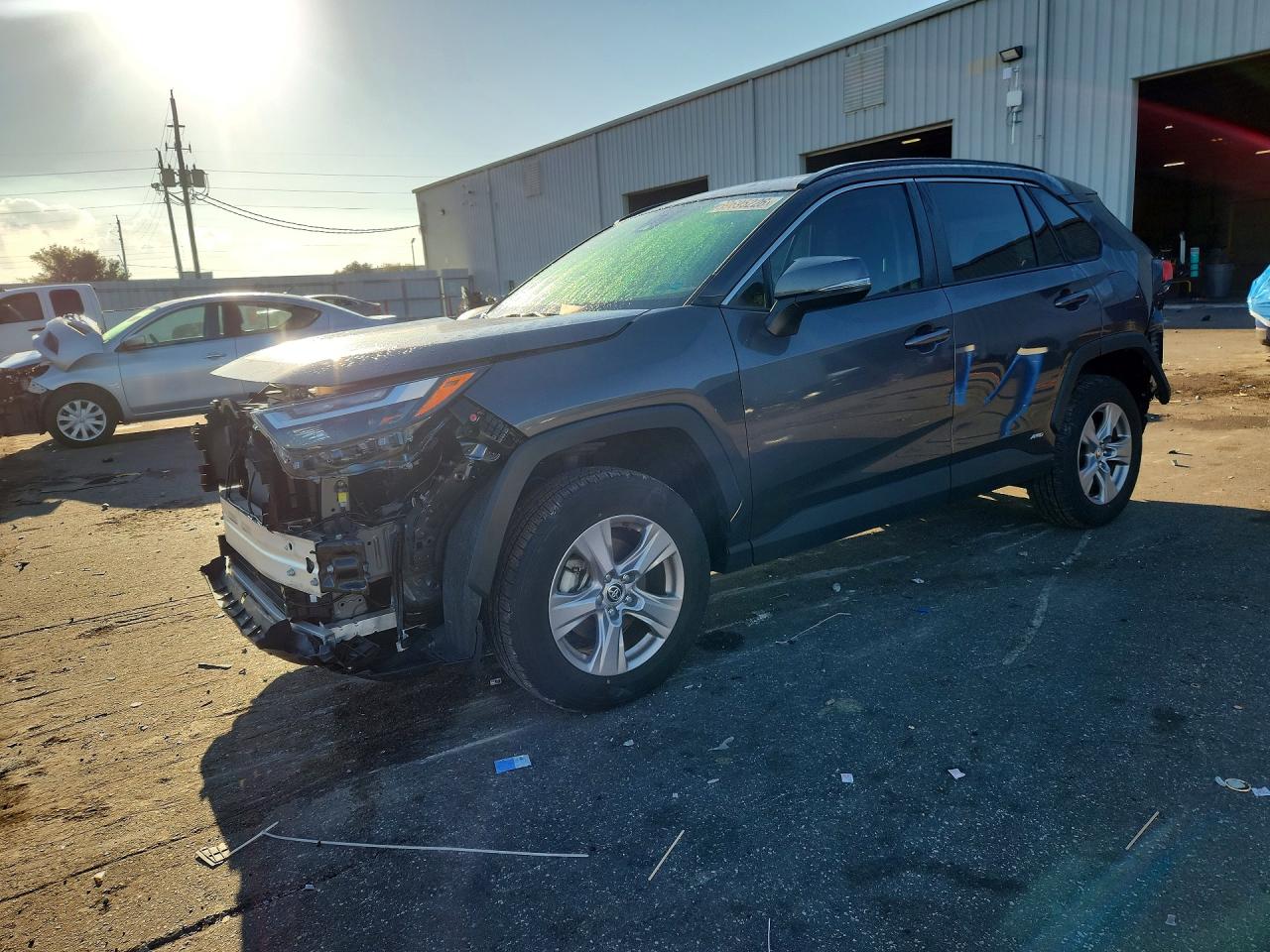 2025 TOYOTA RAV4 XLE | JTMRWRFV2SJ062378 | UPCARS
