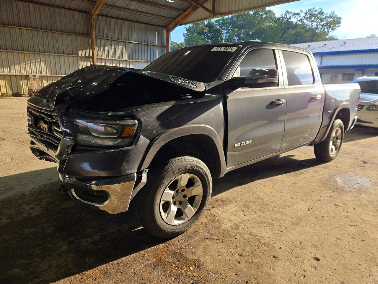 2019 RAM 1500 LARAMIE | 1C6SRFJT1KN586232 | UPCARS