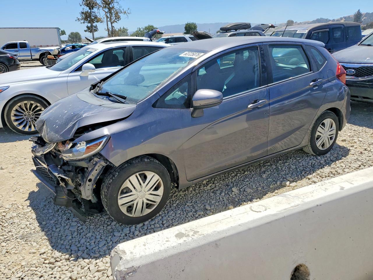2018 HONDA FIT LX | 3HGGK5G4XJM719951 | UPCARS