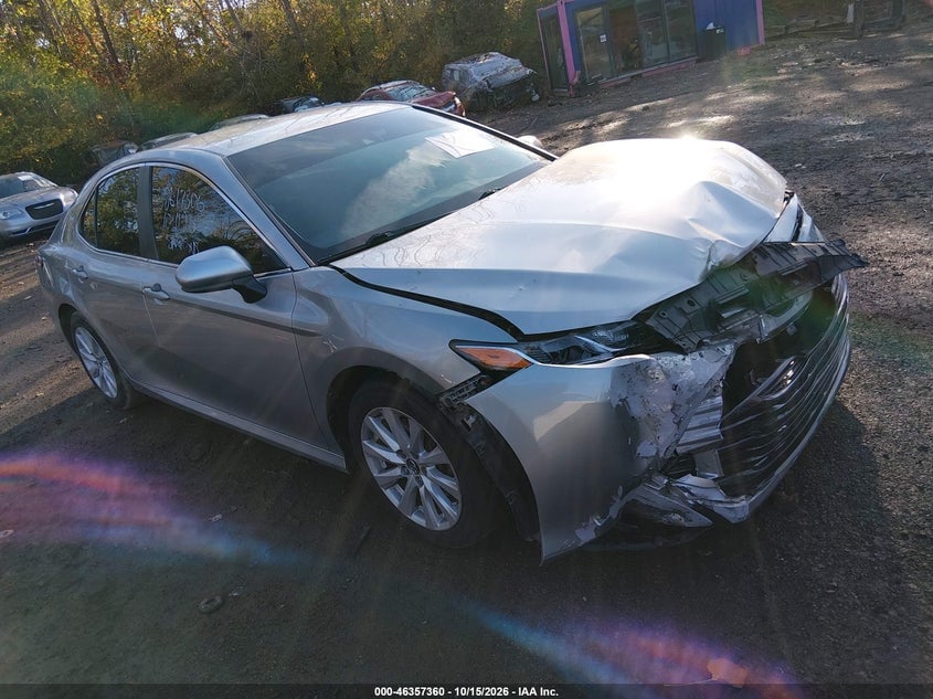2018 TOYOTA CAMRY LE | 4T1B11HKXJU107032 | UPCARS